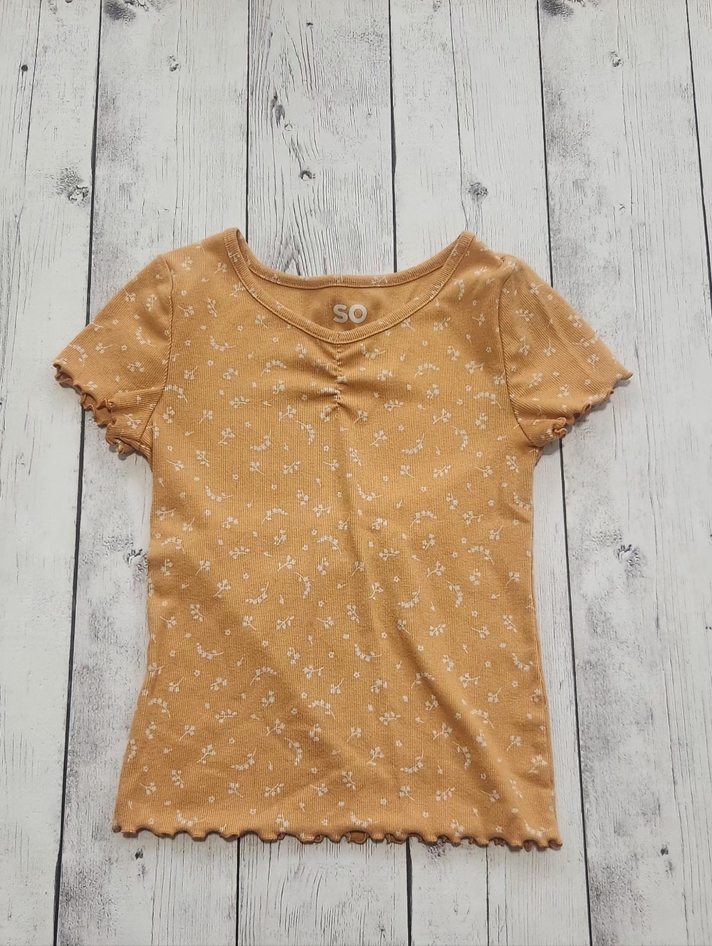 SO Medium 8 Girls Orange Colored Short Sleeve Floral top